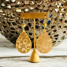 Load image into Gallery viewer, "The Chelsea" Earrings