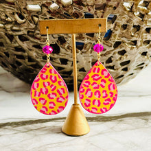 Load image into Gallery viewer, "The Chelsea" Earrings