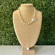 Load image into Gallery viewer, &quot;Luminous Elegance Pearl&quot; - Necklace
