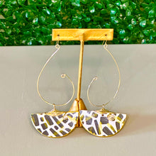 Load image into Gallery viewer, &quot;The Kenya&quot; Earrings
