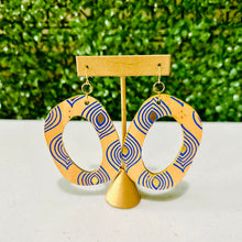 Load image into Gallery viewer, The Shirley earrings
